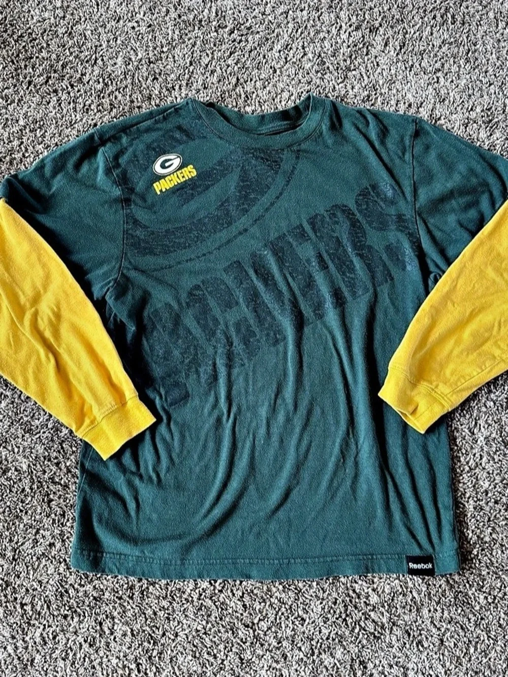 Reebok Green Bay Packers Youth Size 14/16 Long Sleeve Retro Graphic T-Shirt